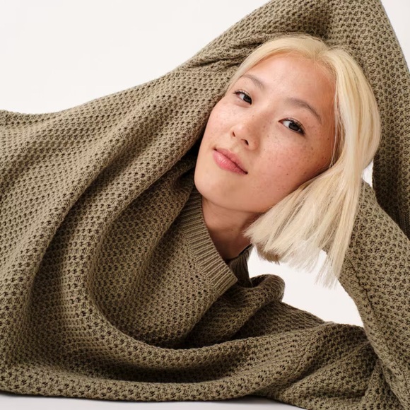 AEROPOSTALE Drop Shoulder Sweater Medium Olive Green Relaxed Crew Knit Cozy - Picture 3 of 15